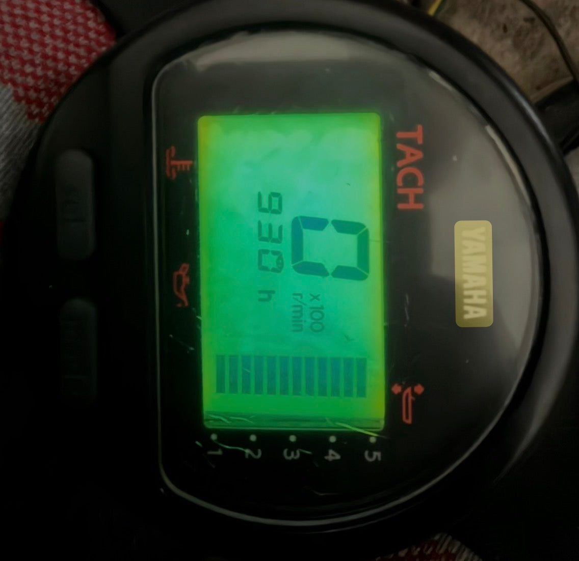 Restored Yamaha 6Y5 tachometer with LCD segments and green backlight operating